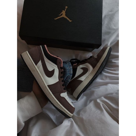 Air Jordan 1 Low Mocha