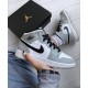 Air Jordan 1 Mid Light Smoke Šedá 554725-092 Light Smoke Šedá/Černá-Bílý