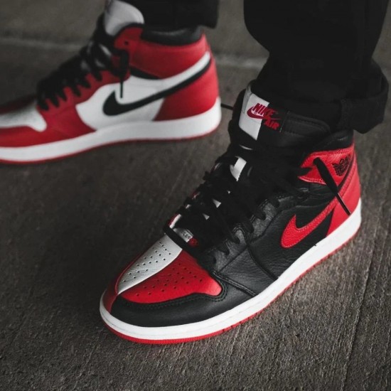 Air Jordan 1 Retro High Homage To Home 861428-061 Černá/Universityred-Bílý