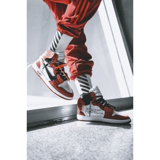 Air Jordan 1 Retro High Off-Bílý Chicago &#8220;The Ten&#8221; AQ0818-100 Bílý/Červené/Černá