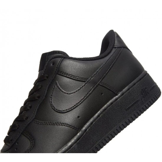 Nike Air Force 1 Low Triple Černá