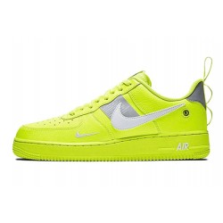 NikeAir Force 1 07 Lv8 Utility Volt  