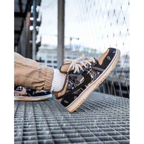 Nike Sb Dunk Low Travis Scott CT5053-001 Černá/Černá/Parachute Béžový/Petra Hnědý