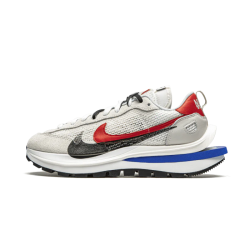 Nike Vaporwaffle Sacai Sport Fuchsie Game Royal CV1363-100 Sail/Light Bone-Game Royal-Sport Fuchsie 