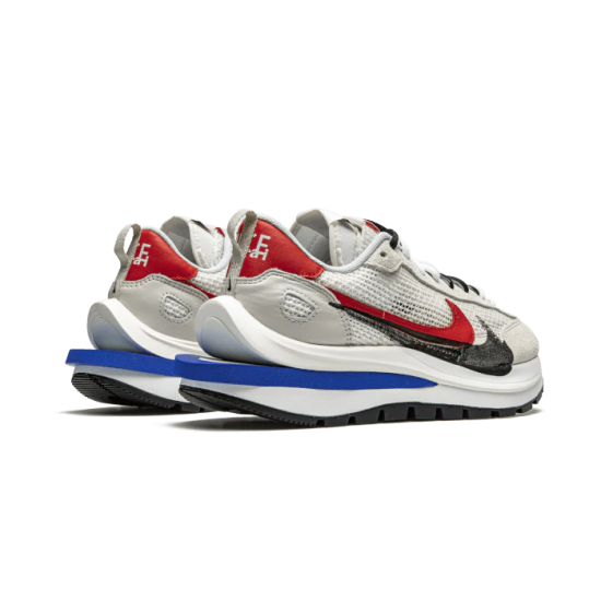 Nike Vaporwaffle Sacai Sport Fuchsie Game Royal CV1363-100 Sail/Light Bone-Game Royal-Sport Fuchsie